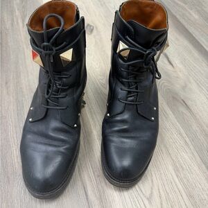 Valentino Black Leather womens Boots